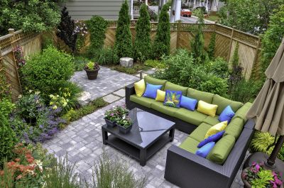 Inviting Outdoor Living Areas
